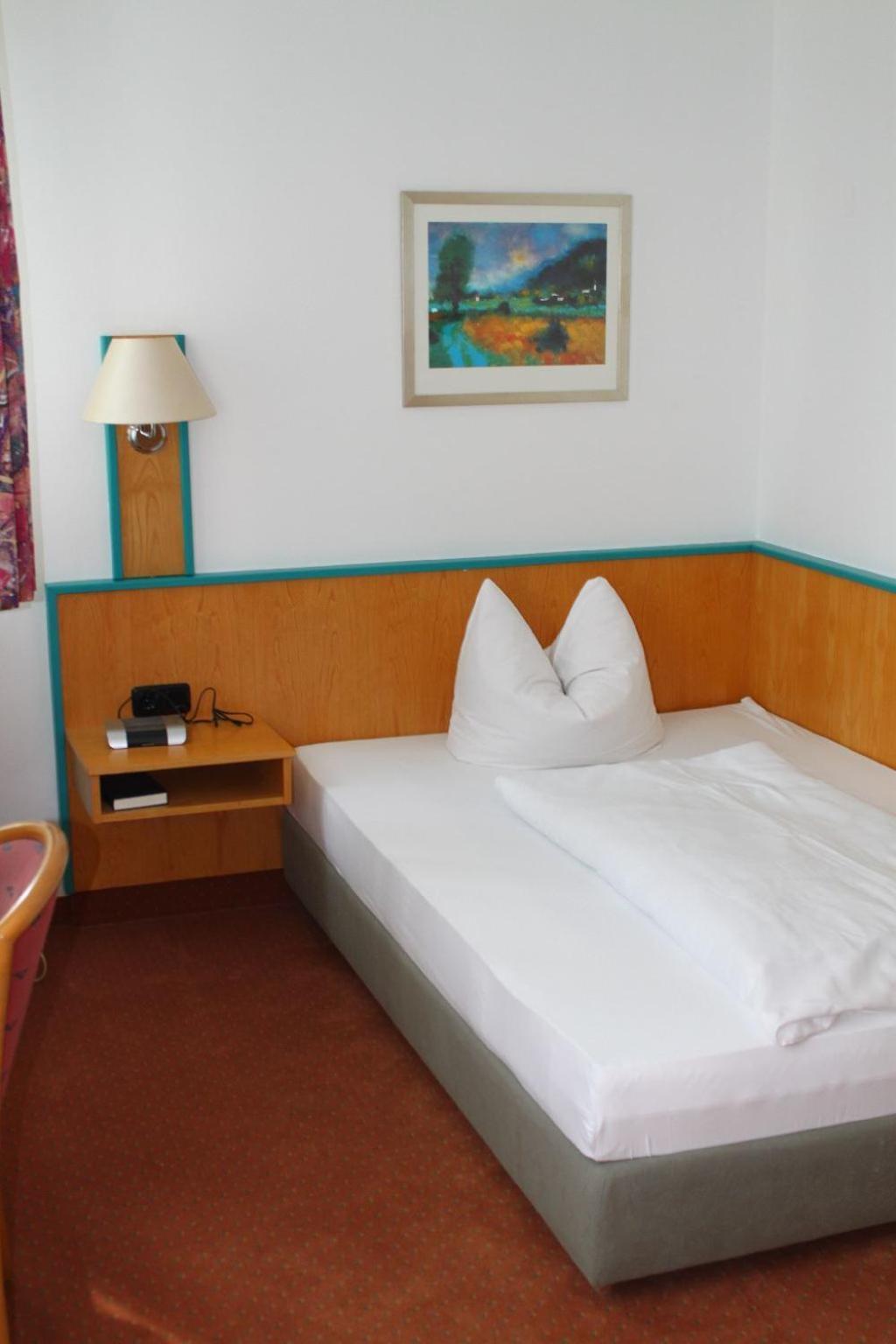 Hotel Alpha Nuremberg Ruang foto